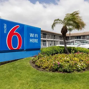 https://motel-6-santa-ana.topanaheimhotels.com