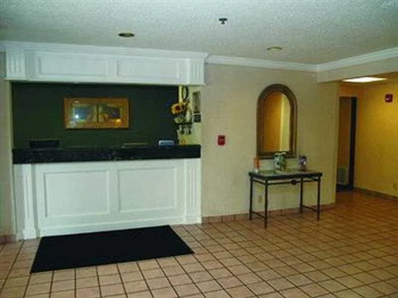 Motel 6-Maryland Heights, Mo Hotel